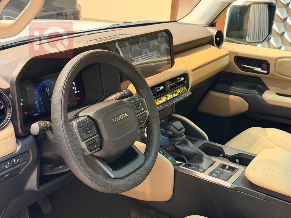 https://cdn.iqcars.ioc293ec52-2e23-447a-b9ab-cc16bbf18e8c_4.jpg